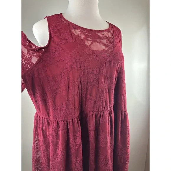 Torrid Babydoll Stretch Lace Cold Shoulder Top Biking Red Plus Size 4 4X - Picture 13 of 15